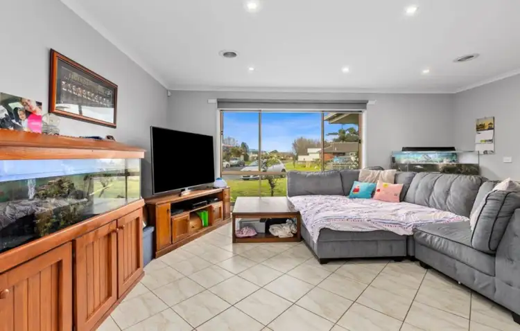 Fifth view of Homely house listing, 4 Beretta Court, Corio VIC 3214