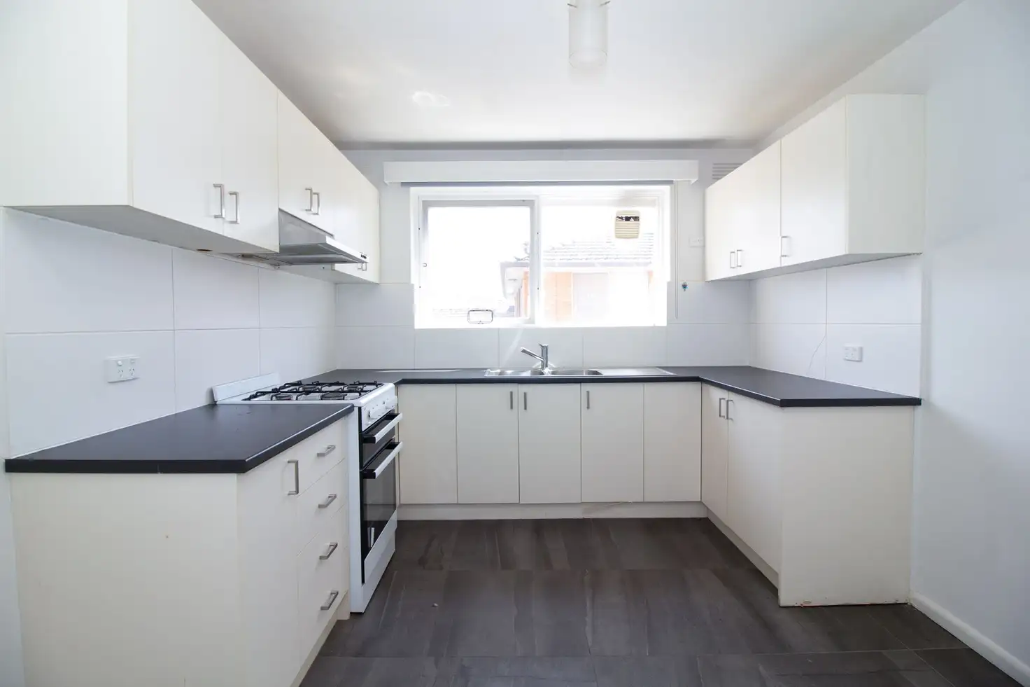 Main view of Homely apartment listing, 5/564 Pascoe Vale Road, Pascoe Vale VIC 3044