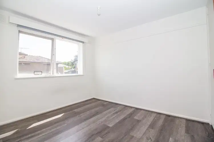 Third view of Homely apartment listing, 5/564 Pascoe Vale Road, Pascoe Vale VIC 3044