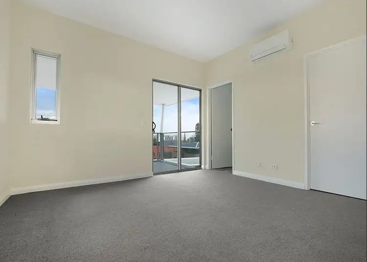 Sixth view of Homely apartment listing, 25/10 Thomas Street, Wollongong NSW 2500