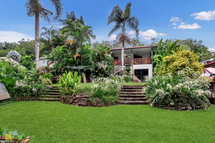 23 Compton Court, Bentley Park QLD 4869