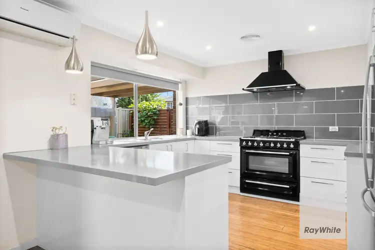 Seventh view of Homely house listing, 49 Tintaldra Drive, Keilor VIC 3036