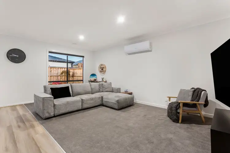 Second view of Homely house listing, 27 Culverden Rise, Doreen VIC 3754