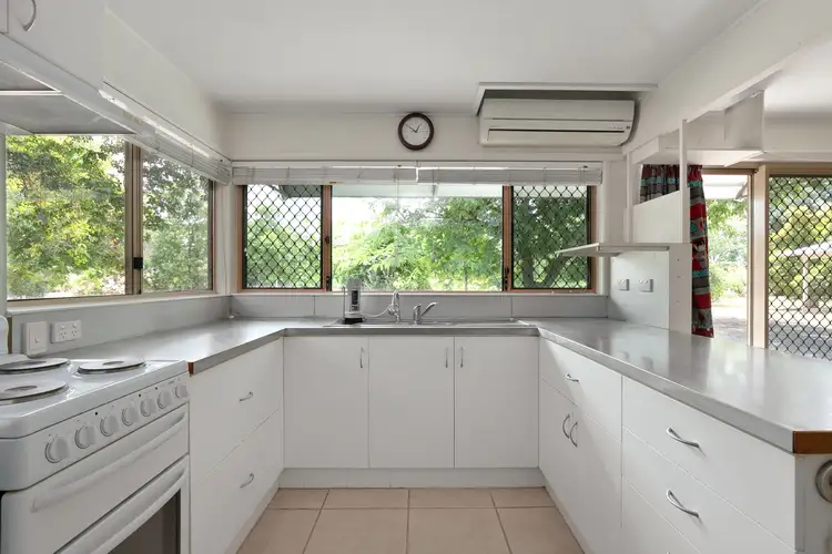 Third view of Homely house listing, 10 Donnelly Place, Emerald QLD 4720