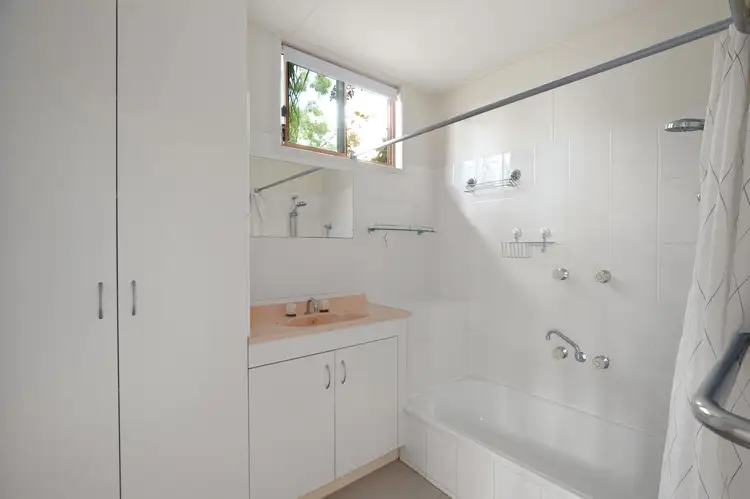Seventh view of Homely house listing, 10 Donnelly Place, Emerald QLD 4720