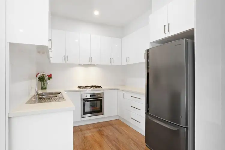 Fifth view of Homely townhouse listing, 3/9 Conifer Avenue, Brooklyn VIC 3012