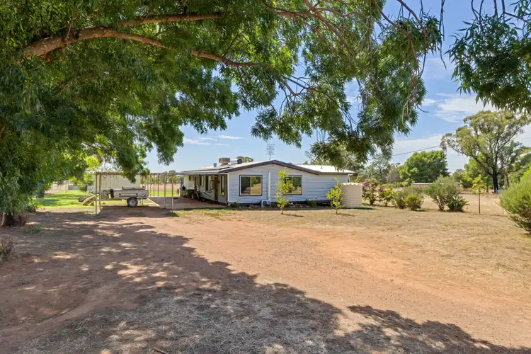 3130 Coolamon Road, Coolamon NSW 2701