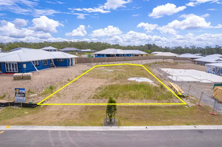5 Bluebell Court, Southside QLD 4570