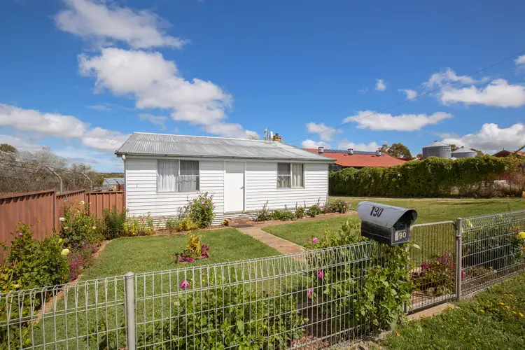 190 Falconer Street, Guyra NSW 2365