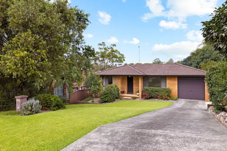 3 Stow Place, Illawong NSW 2234