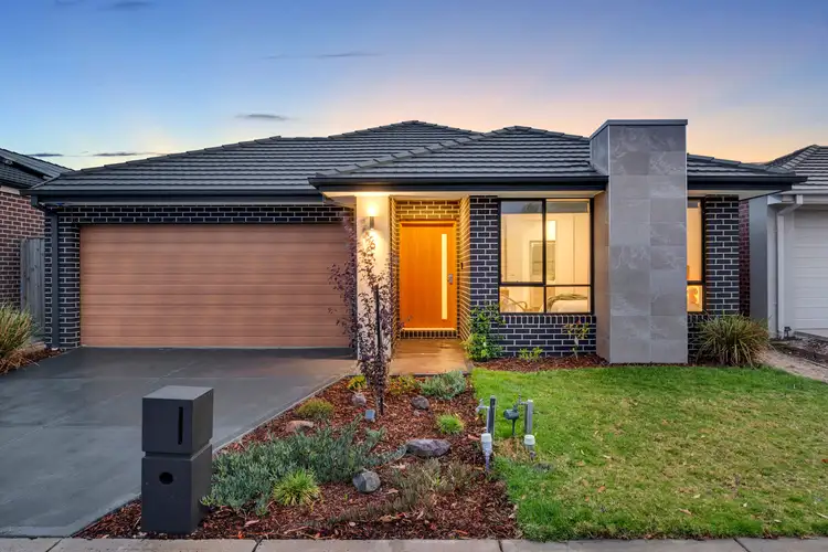6 Bringa Drive, Mickleham VIC 3064