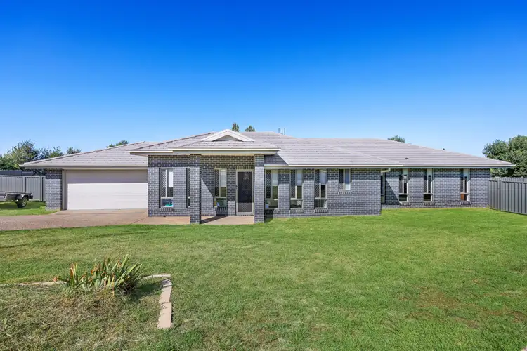 Main view of Homely house listing, 19 Porter Street, Tamworth NSW 2340