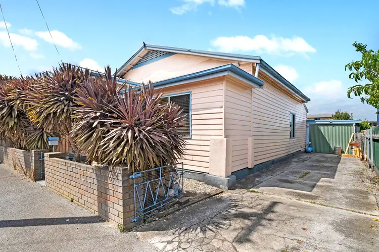 21 Moore Street, Invermay TAS 7248