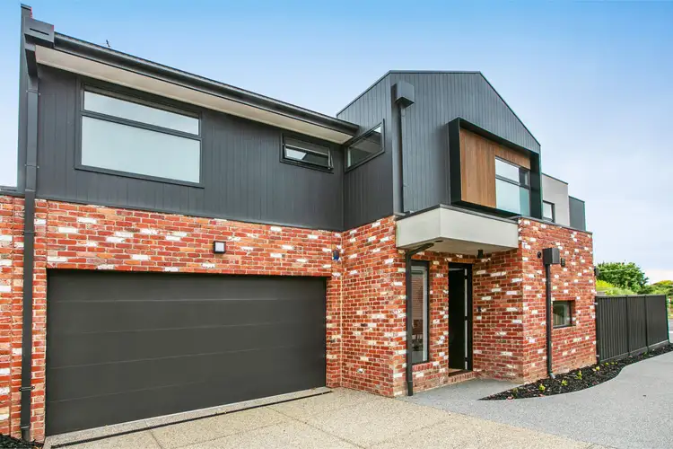 2/203 Purinuan Road