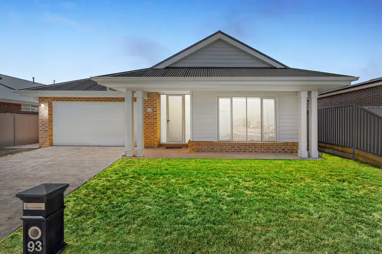 93 Wexford Street, Alfredton VIC 3350