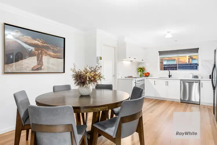 Fifth view of Homely house listing, 2/7 Westminster Avenue, Hillside VIC 3037