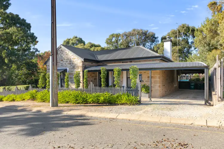 9 Powell Place, Clare SA 5453