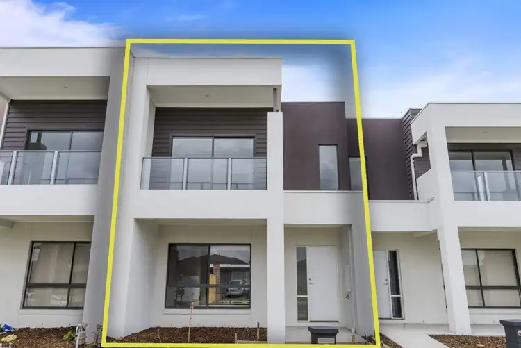 24 Treeve Parkway, Werribee VIC 3030