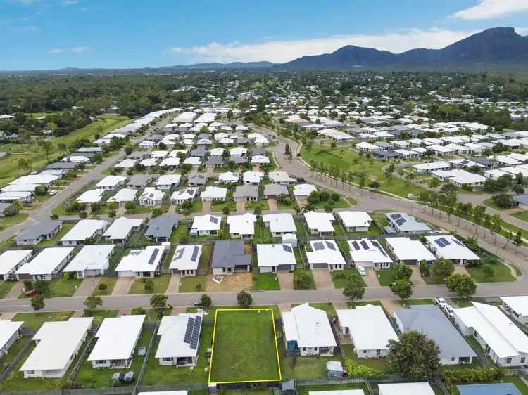 11 Bulla Place, Kelso QLD 4815