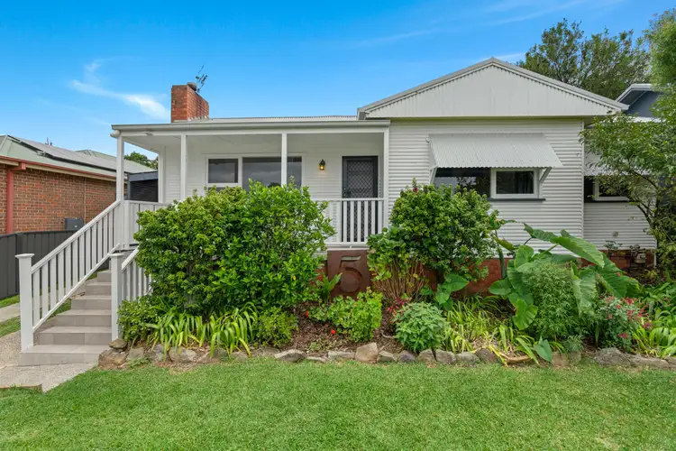 5 Robey Street, Bomaderry NSW 2541