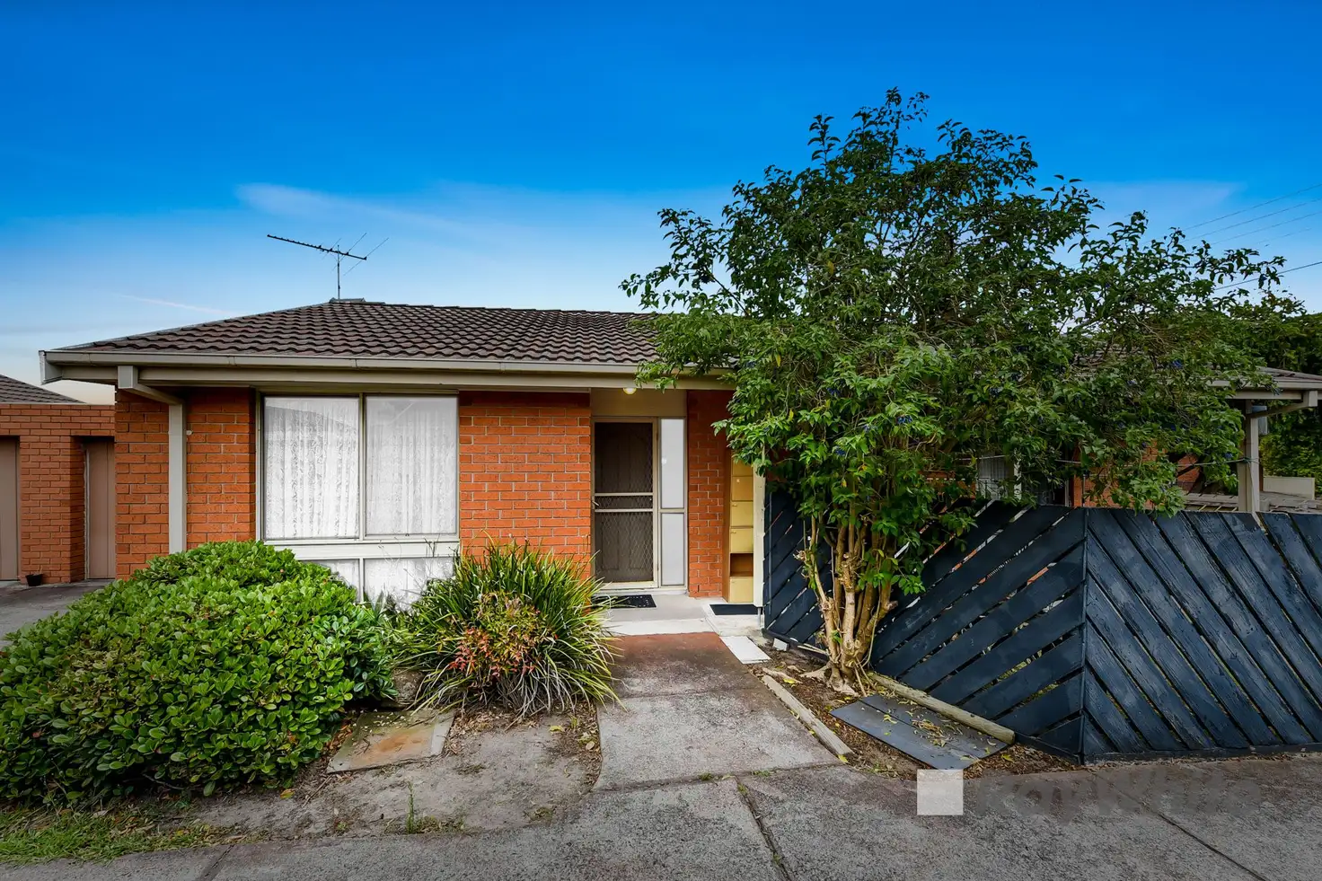Main view of Homely unit listing, 1/17 Parkview Close, Dandenong VIC 3175