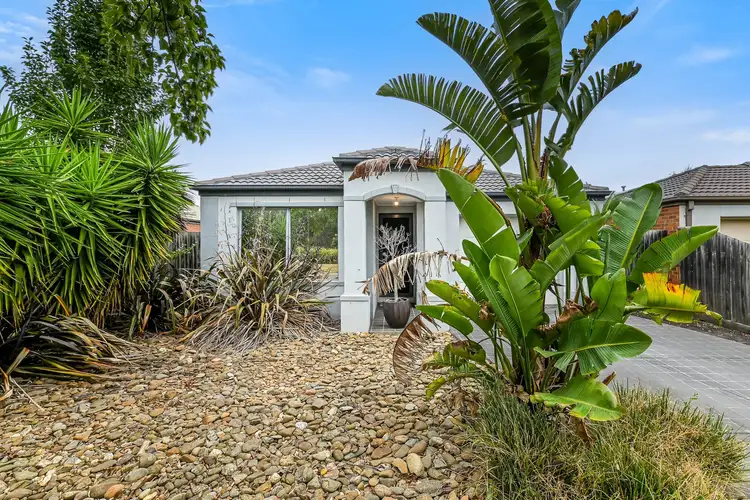 29 Melzak Way, Berwick VIC 3806