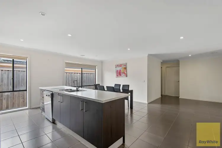 Fifth view of Homely house listing, 3 Penlea Court, Truganina VIC 3029