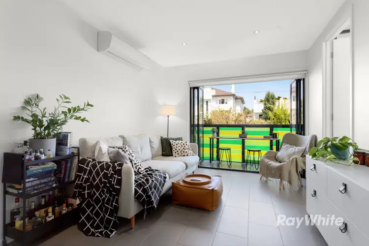 Main view of Homely apartment listing, 8/17 Ellesmere Road, Windsor VIC 3181