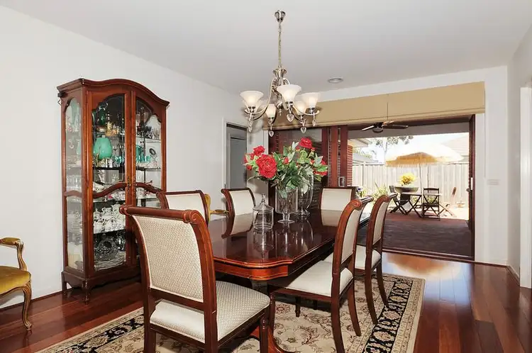 Second view of Homely house listing, 20 Sanoma Drive, Skye VIC 3977