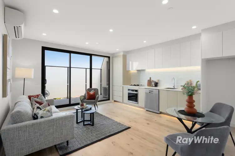205/180 Koornang Road, Carnegie VIC 3163