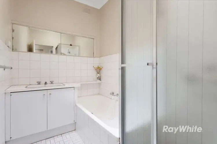 Fourth view of Homely unit listing, 2/301 Jasper Road, Ormond VIC 3204