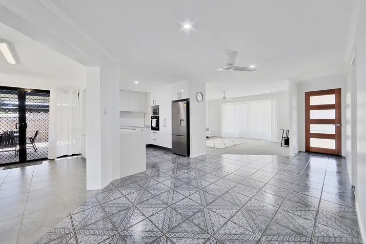 Sixth view of Homely house listing, 27 Glen Appin Drive, Avoca QLD 4670