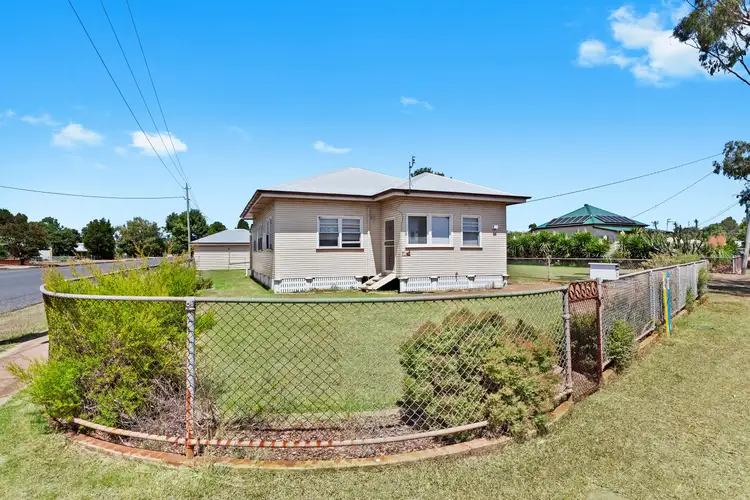 51 Lorrimer Street, Oakey QLD 4401