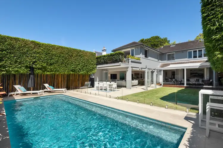 25 Bradleys Head Road, Mosman NSW 2088
