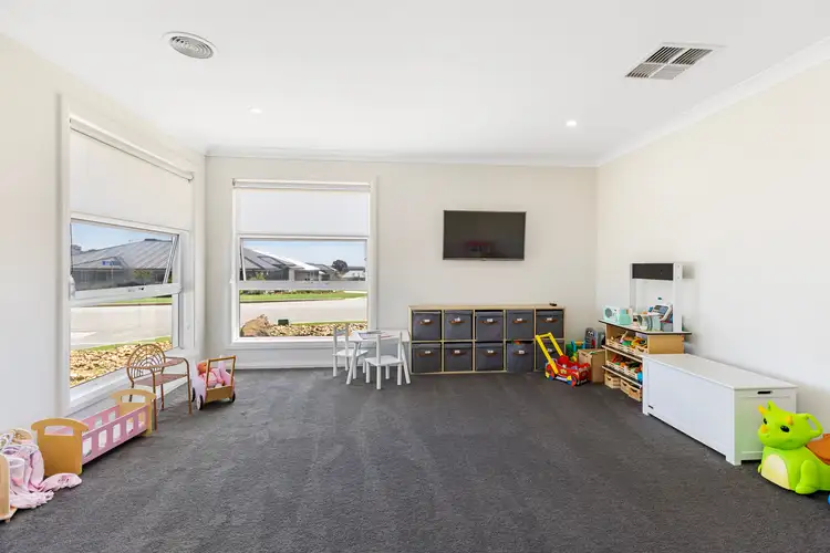Fifth view of Homely house listing, 8 Thane Court, Lloyd NSW 2650