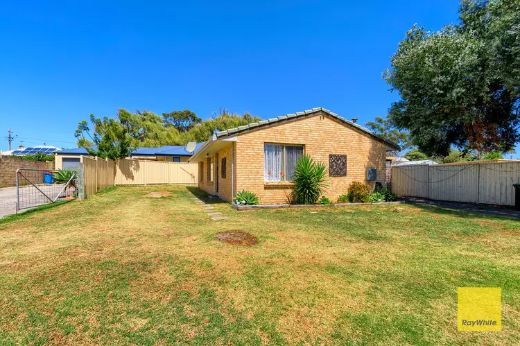41 Katoomba Street, Orana WA 6330