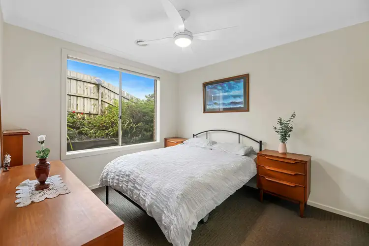 Sixth view of Homely house listing, 40 Kensington Square, Drouin VIC 3818