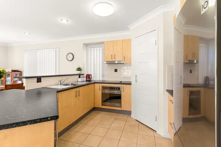 Fifth view of Homely house listing, 2/37 Achilles Drive, Springwood QLD 4127