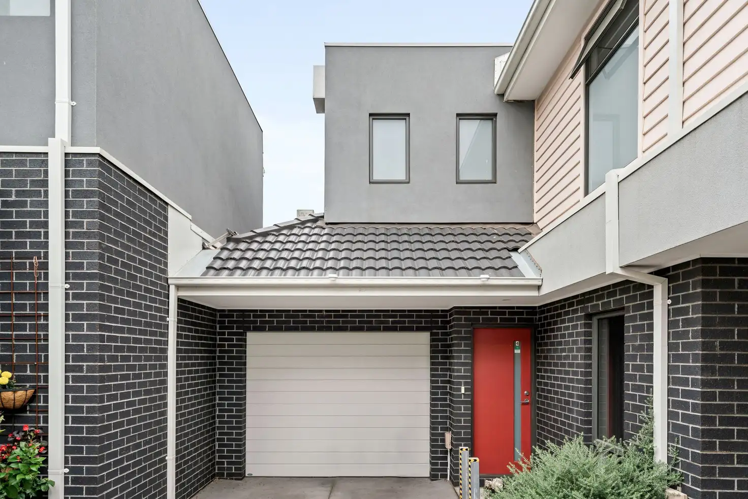 Main view of Homely townhouse listing, 4/13 Cypress Avenue, Brooklyn VIC 3012