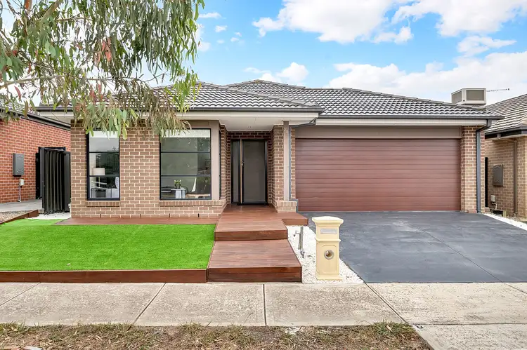 24 Rainham Avenue, Craigieburn VIC 3064