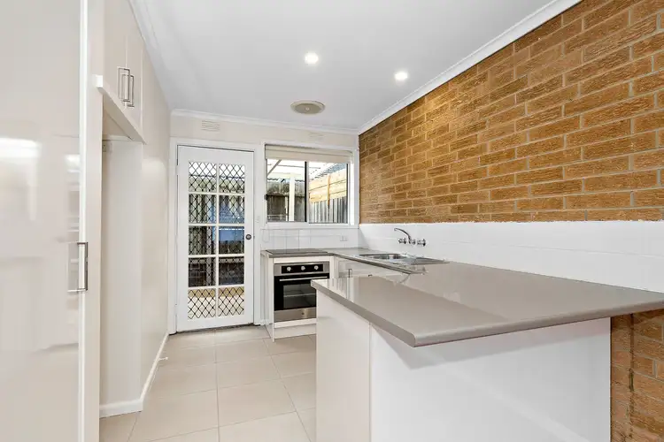 1/8A Carder Avenue, Seaford VIC 3198