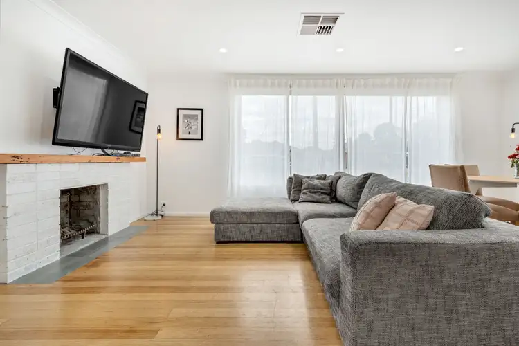 83 Wattleglen Street, Craigieburn VIC 3064