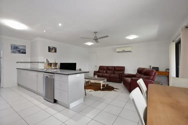 Sixth view of Homely house listing, 6 Highland Court, Emerald QLD 4720