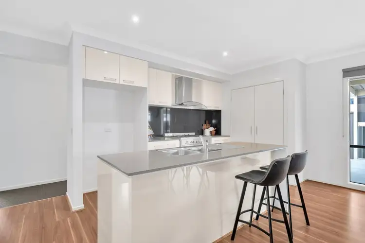 Fourth view of Homely house listing, 4 Kinnear Avenue, Tarneit VIC 3029