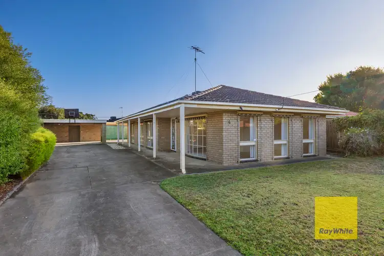 4 Burke Court, Grovedale VIC 3216