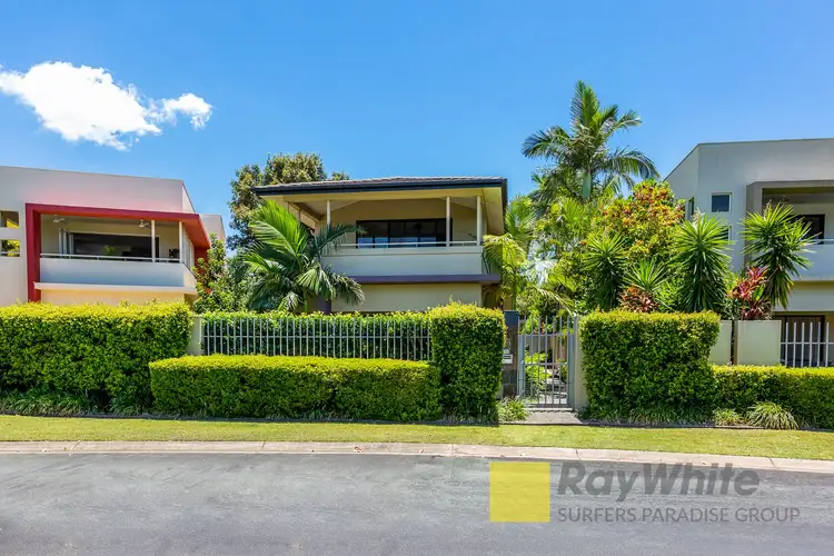6109 Lugano Drive, Hope Island QLD 4212