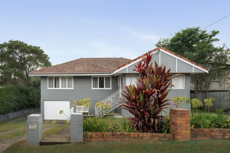 7 Mendel Street, Stafford Heights QLD 4053