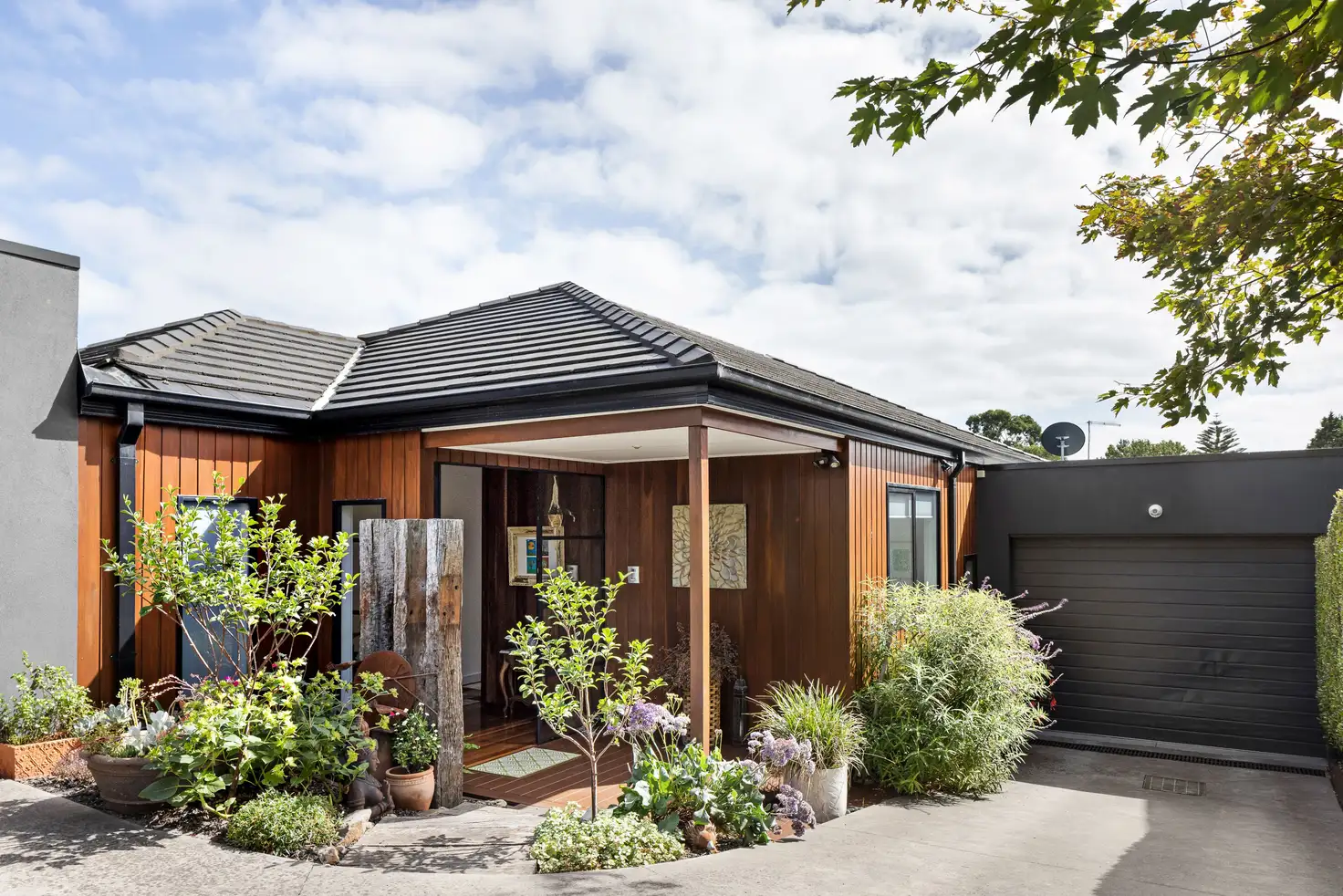 Main view of Homely house listing, 2/2 John Street, Frankston VIC 3199