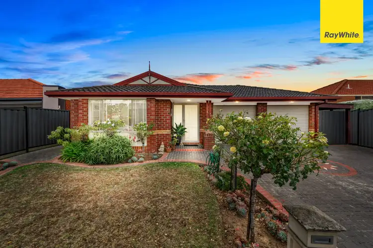 65 McKenzie Crescent, Roxburgh Park VIC 3064
