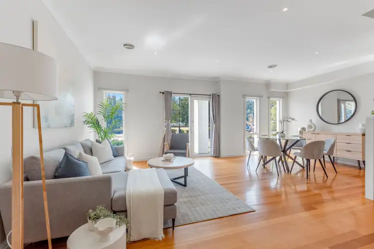 10 Piping Lane, Mordialloc VIC 3195